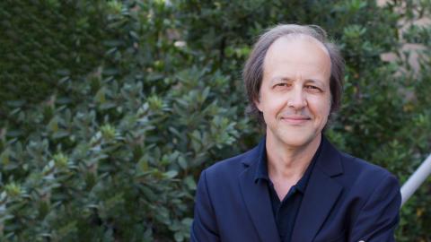 Photo of Professor Christopher Seeds